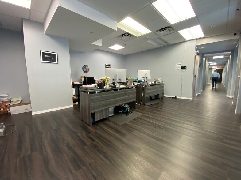 More Photos Of 14 NE 1st Ave, Miami Office For Sale