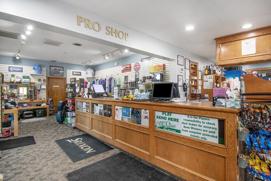 More Photos Of 3200 Buccaneer Blvd, Plattsmouth Golf Course Driving Range For Sale