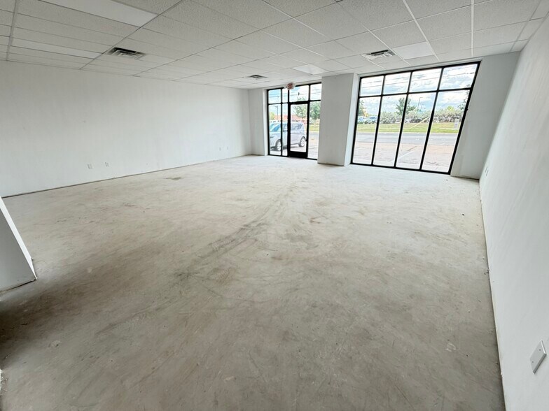 More Photos Of 1709 Ambler Ave, Abilene General Retail For Lease