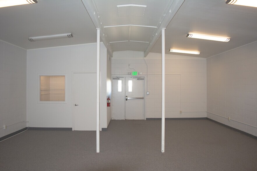 More Photos Of 5930 Price Ave, Mcclellan Office For Lease