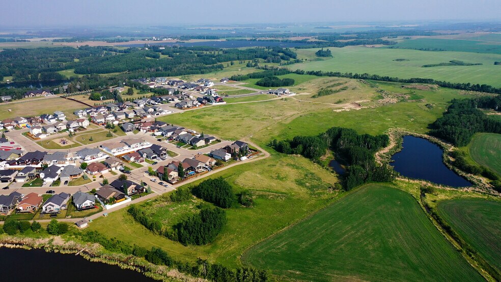 More Photos Of 6740 Cedar Way, Innisfail Land For Sale