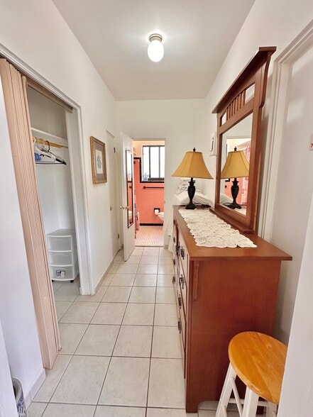 More Photos Of 2212 N Surf Rd, Hollywood Specialty For Sale