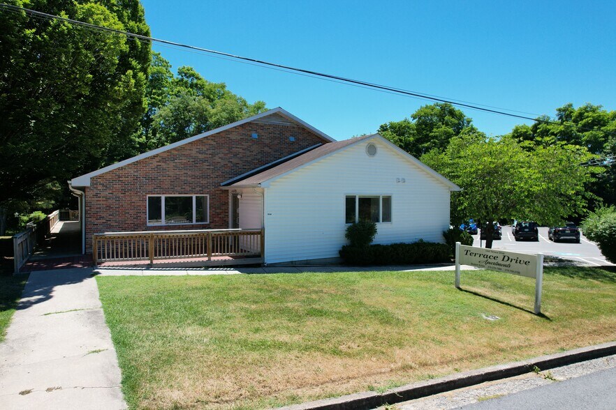 More Photos Of 1046 Terrace Dr, Marion Flex For Sale