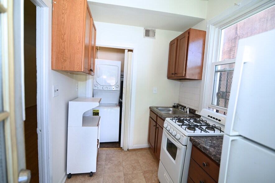 More Photos Of 513-519 12th St SE, Washington Apartments For Sale