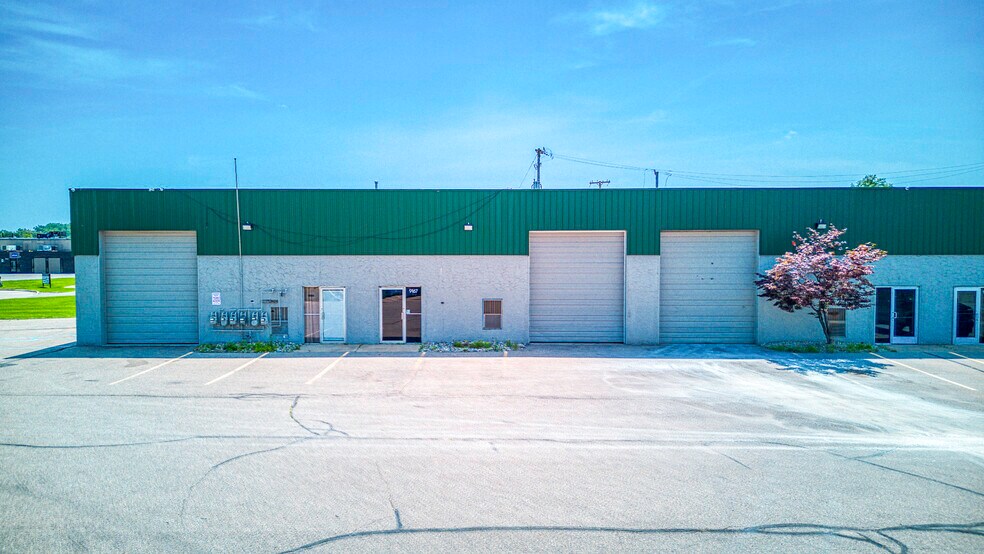 More Photos Of 9177-9187 General Ct, Plymouth Unknown For Lease