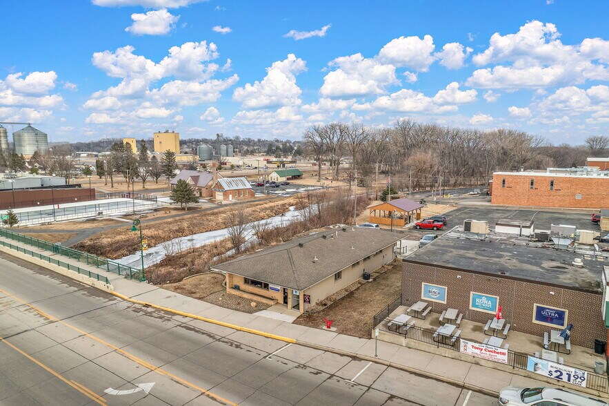 More Photos Of 101 S Main St, Pine Island General Retail For Sale