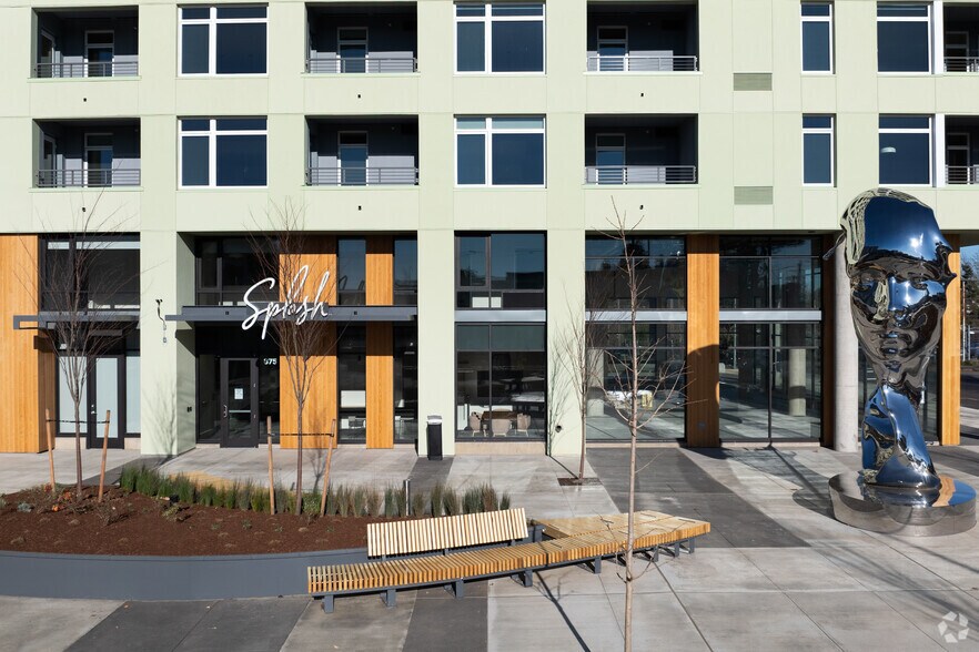 More Photos Of 875 NE 27th Ave, Portland Apartments For Lease