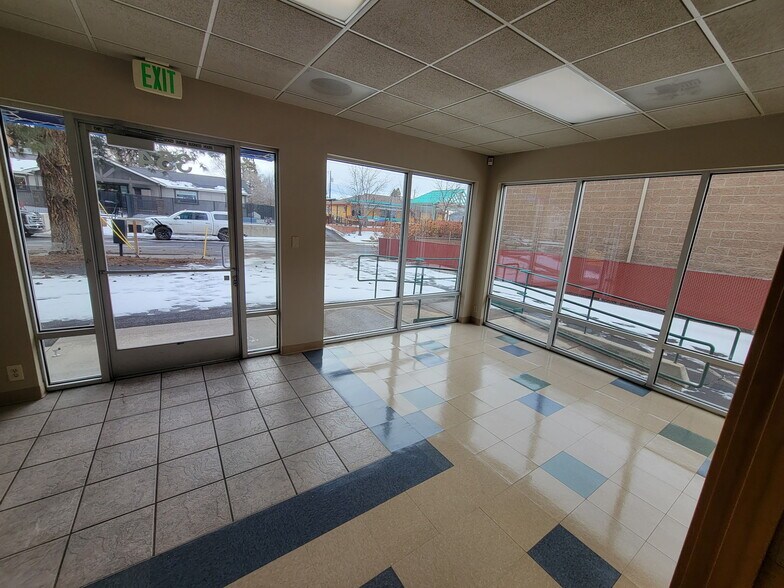 More Photos Of 354 NE Dekalb Ave, Bend Office For Lease