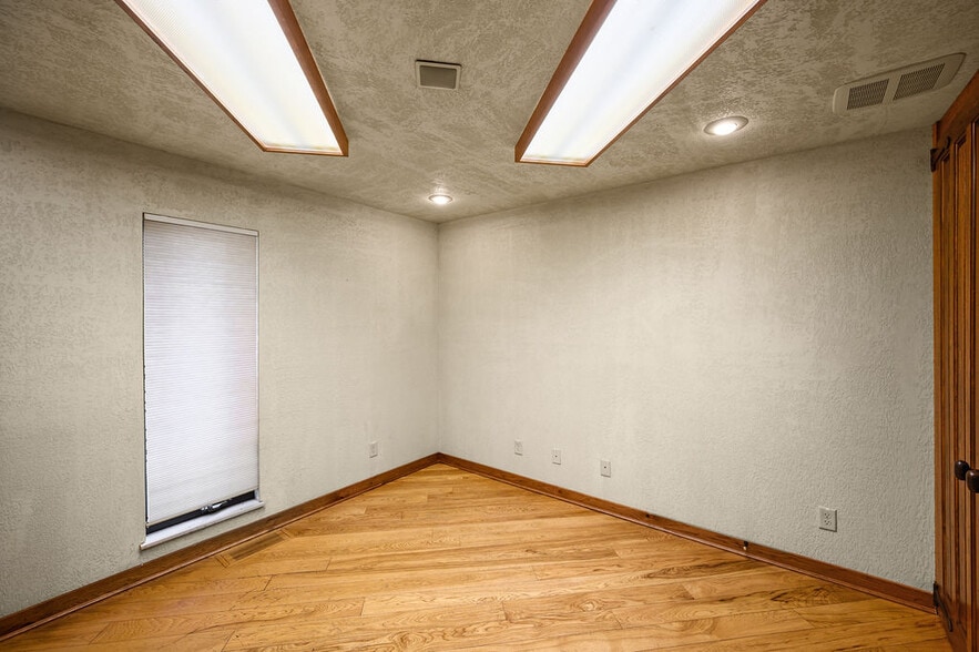 More Photos Of 10960 State Route 550, Vincent Healthcare For Sale