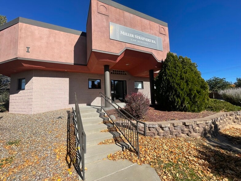 More Photos Of 2700 Farmington Ave, Farmington Office For Sale