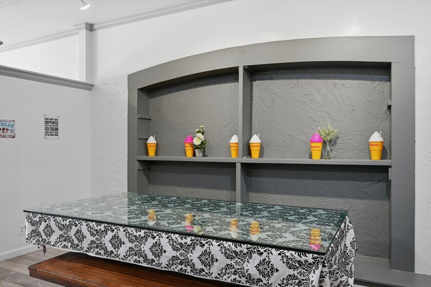 More Photos Of 3940 Main St, Kelseyville Storefront Retail Office For Sale