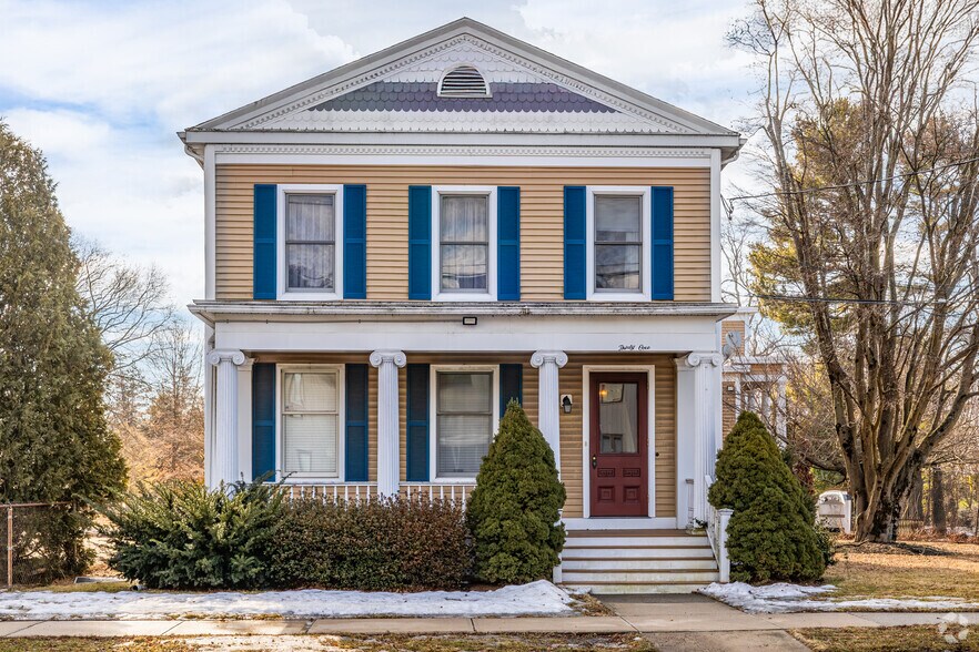 More Photos Of 31 Cherry St, Milford Office For Sale