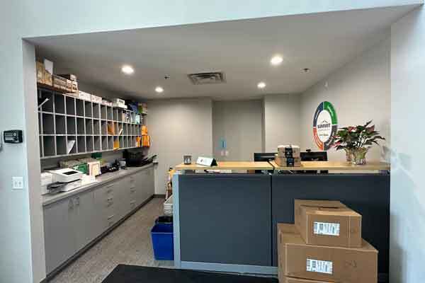 More Photos Of 2500 S Lexington Ave, Mendota Heights Light Distribution For Sale