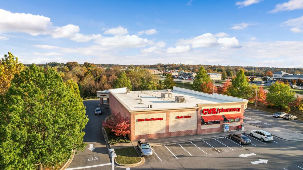 More Photos Of 14566 Forest Rd, Forest Drugstore For Sale