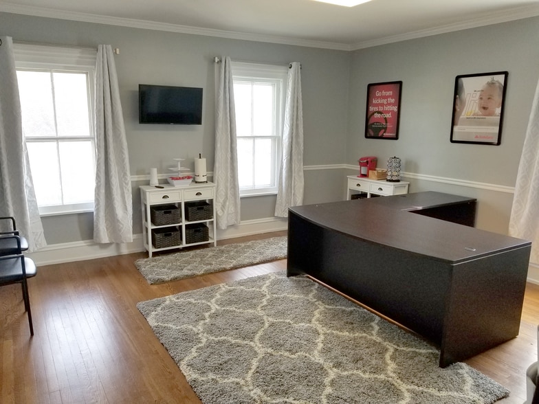 More Photos Of 209 S Broadway St, Medina Office For Sale