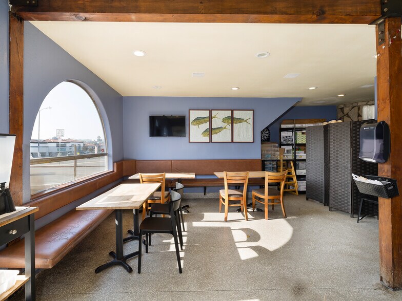 More Photos Of 409 E Grand Ave, El Segundo Storefront Retail Residential For Sale