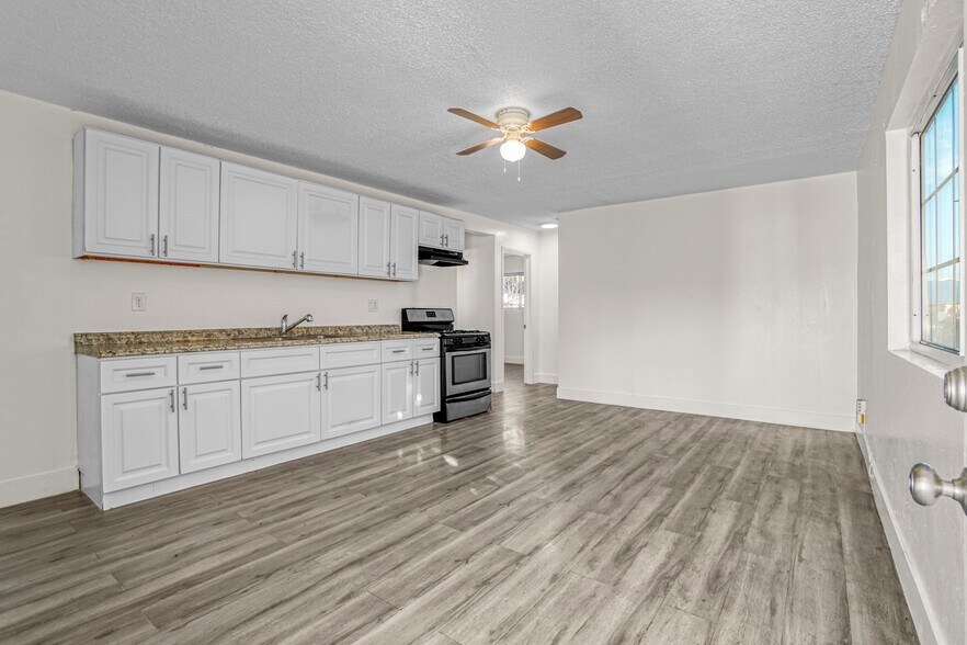 More Photos Of 1548 W 59th Pl, Los Angeles Apartments For Sale