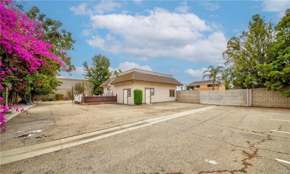More Photos Of 8111 W Commonwealth Ave, Buena Park Medical For Sale