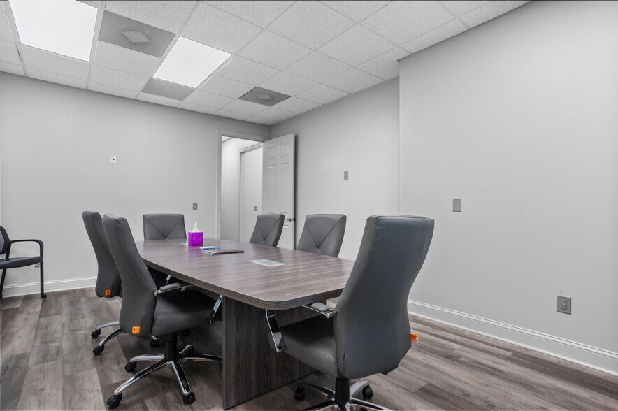 More Photos Of 1544 Fording Island Rd, Hilton Head Island Medical For Sale