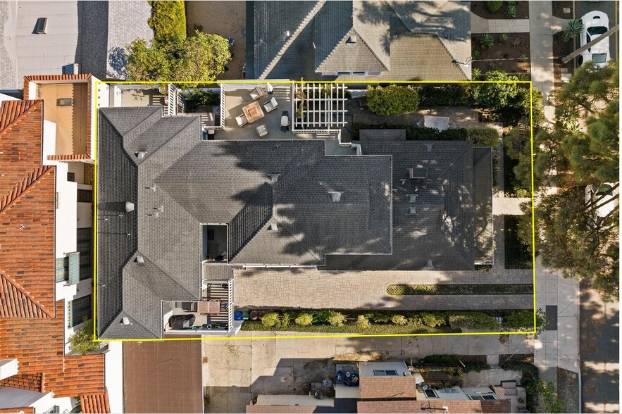 More Photos Of 718-724 De La Vina St, Santa Barbara Apartments For Sale