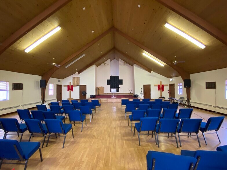 More Photos Of 1500 S Dayton St, Aurora Religious Facility For Sale