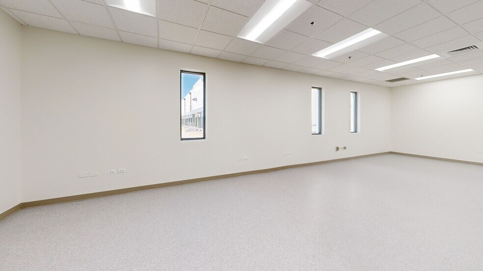 Primary Photo Of 2380 Sullivan Rd, Aurora Manufacturing For Lease