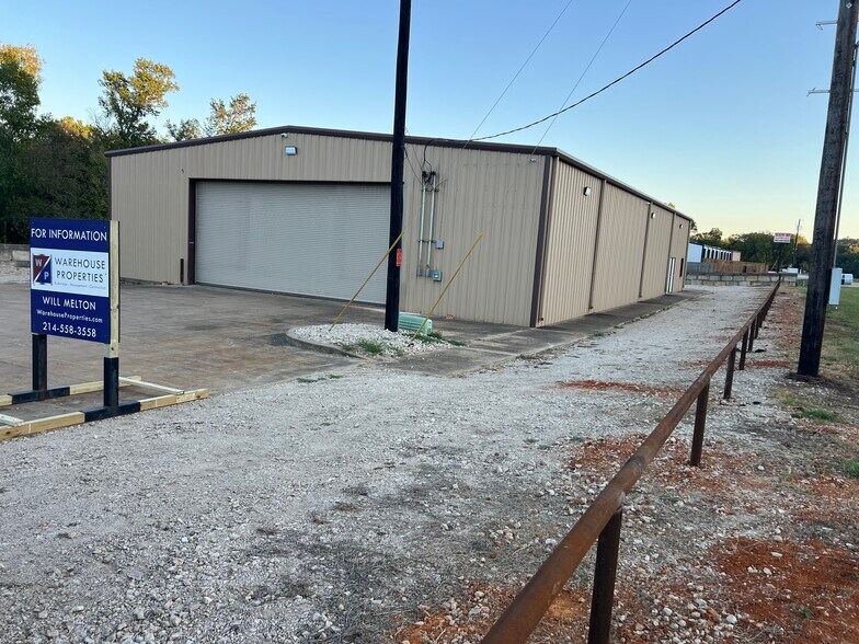 More Photos Of 15503 TX-110, Whitehouse Warehouse For Lease