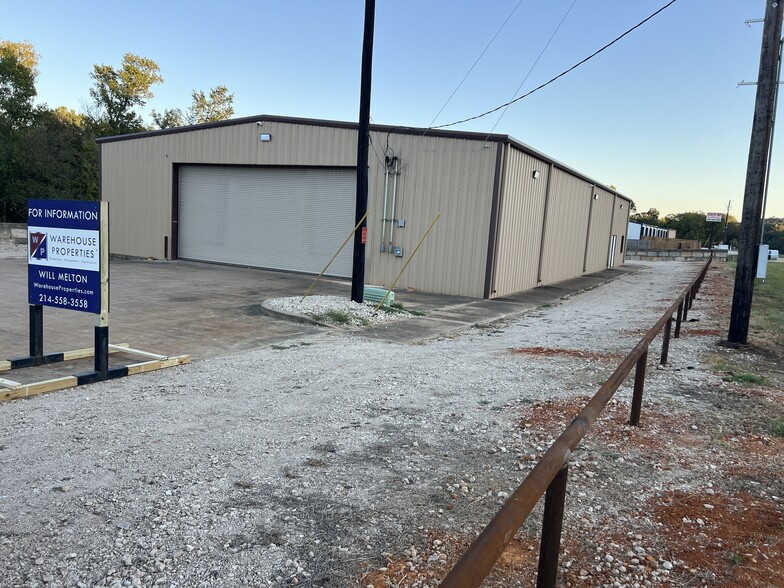 More Photos Of 15503 TX-110, Whitehouse Warehouse For Lease