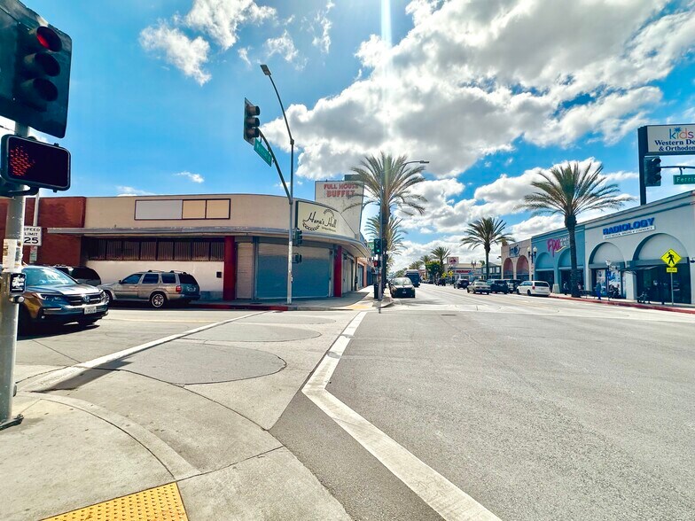 More Photos Of 4901 Whittier Blvd, Los Angeles Storefront For Sale