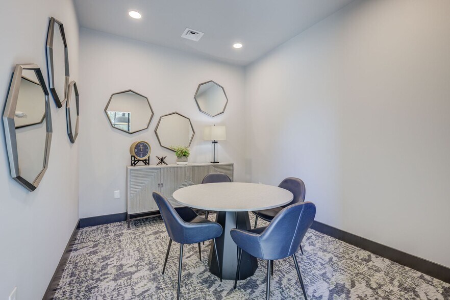 More Photos Of 352 S Walker St, Cary Apartments For Lease