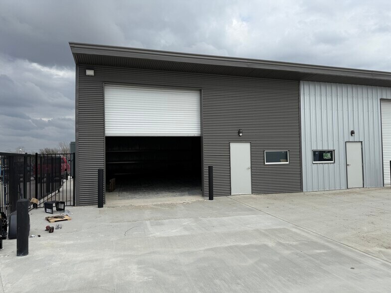 Primary Photo Of 3300 Dacy Ln, Kyle Unknown For Lease