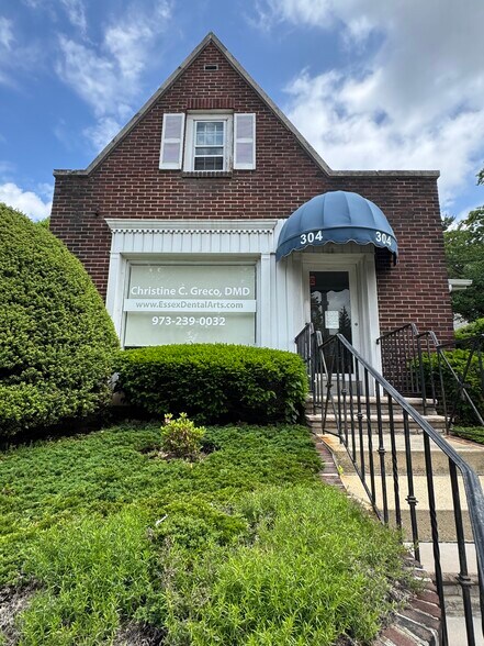 Primary Photo Of 304 Bloomfield Ave, Verona Medical For Lease
