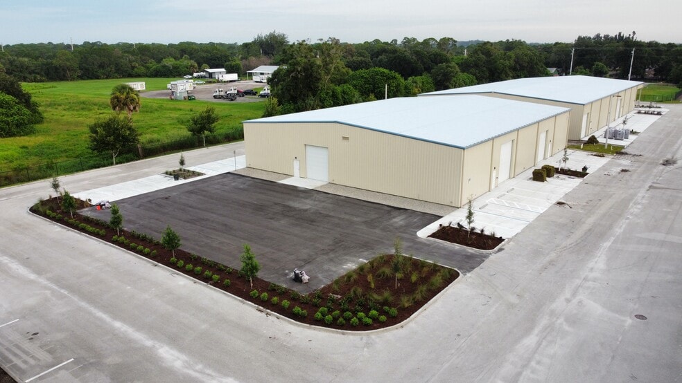 More Photos Of 5265 45th St, Vero Beach Unknown For Lease