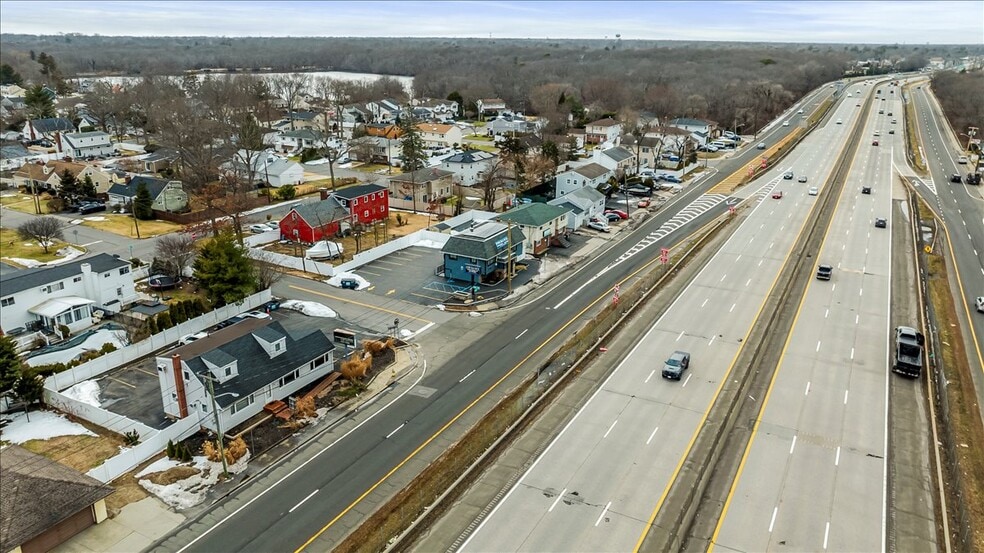 More Photos Of 930 Sunrise Hwy, North Babylon Office For Sale