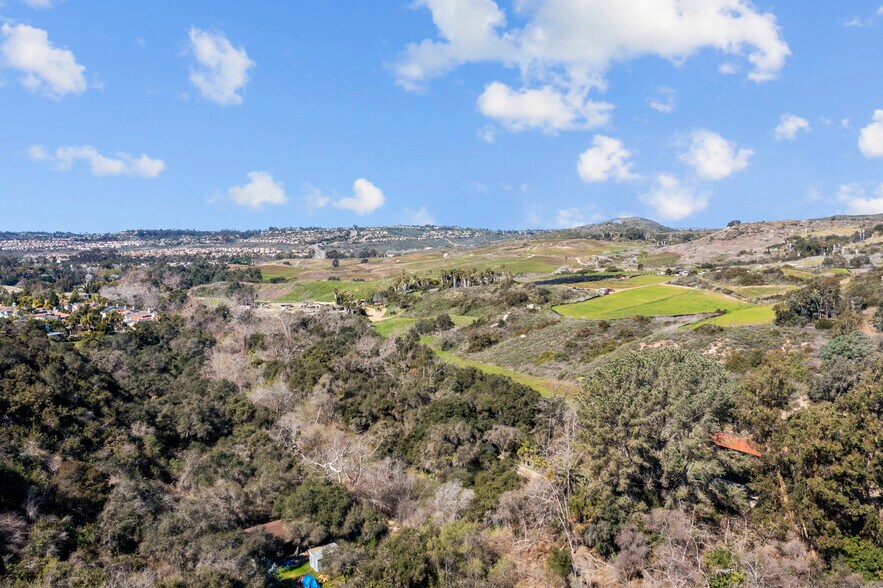 More Photos Of 5601 Palmer Way, Carlsbad Research And Development For Lease