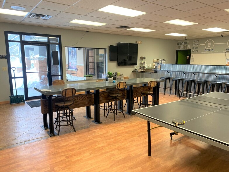 More Photos Of 4515-4531 E 26th St, Sioux Falls Storefront For Lease