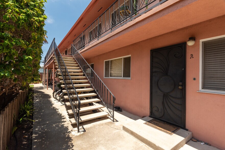 More Photos Of 830 C Ave, Coronado Apartments For Sale
