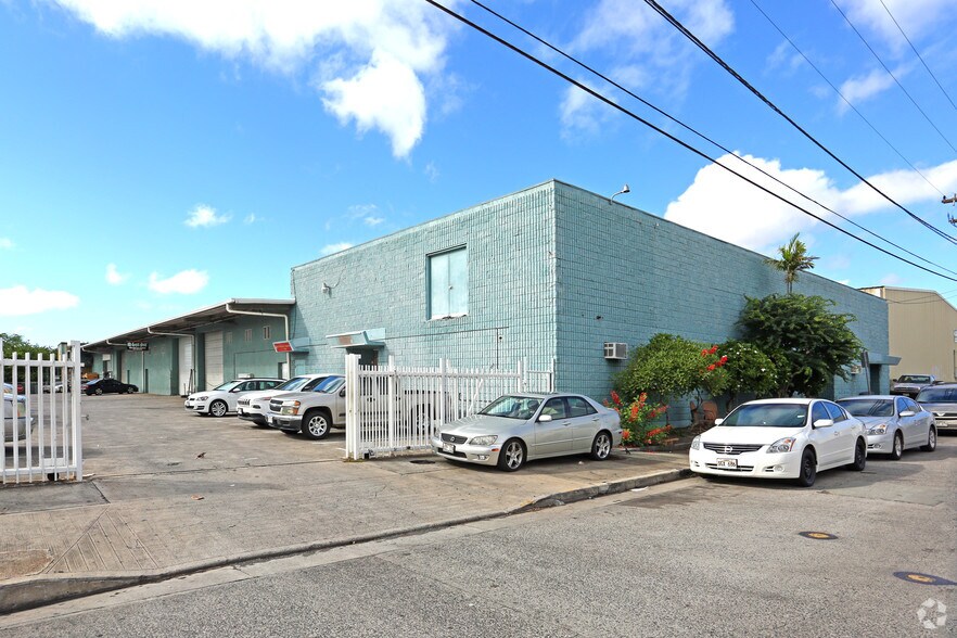 Primary Photo Of 94-061 Leokane St, Waipahu Warehouse For Lease
