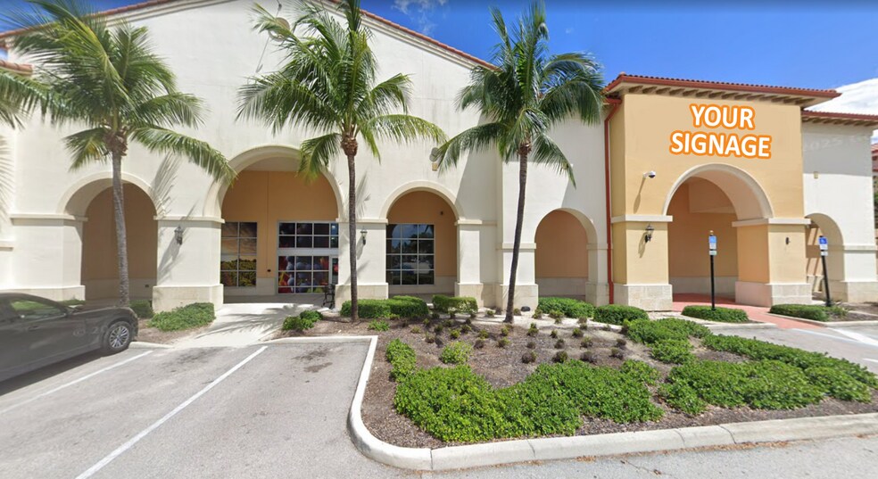 More Photos Of 8012-8024 Mediterranean Dr, Estero General Retail For Lease