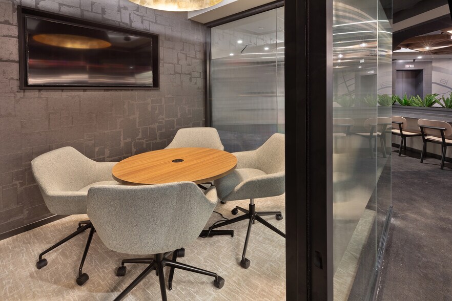 More Photos Of 1900 Campus Commons Dr, Reston Unknown For Lease