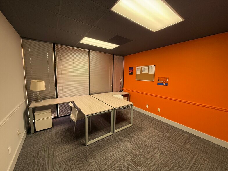 More Photos Of 3050 Amwiler Rd, Peachtree Corners Office For Lease