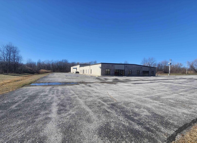 More Photos Of 4201 Ilberry Rd, Mount Vernon Flex For Lease