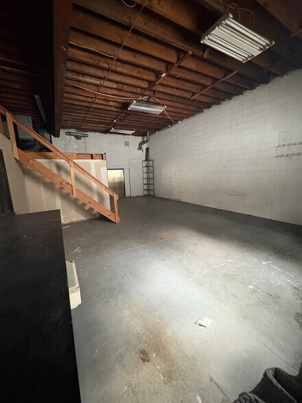 More Photos Of 319 W Sunrise Hwy, Freeport Freestanding For Lease