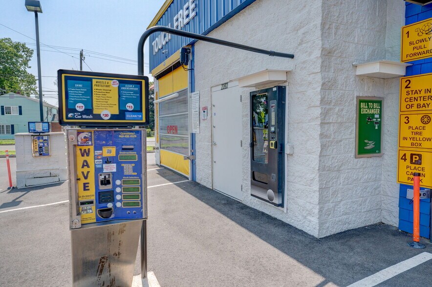 More Photos Of 2360 Corbin Ave, New Britain Carwash For Sale
