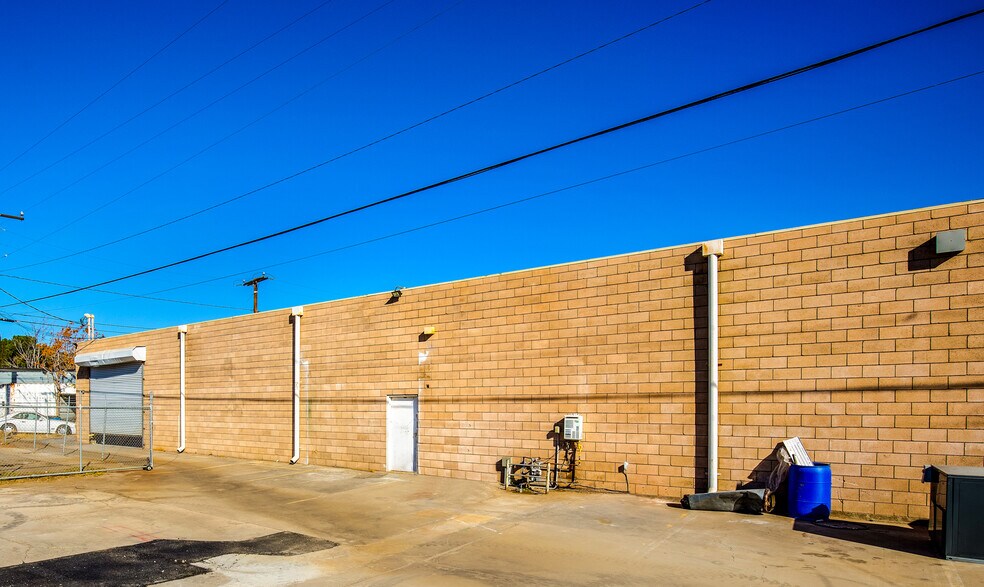 More Photos Of 18738 5th St, Bloomington Industrial For Sale