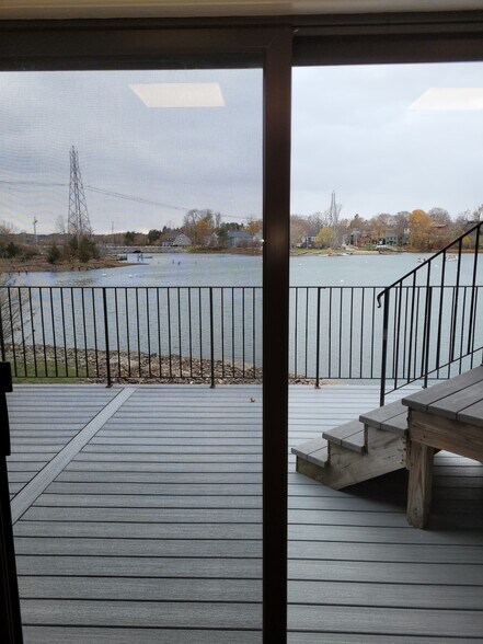 More Photos Of 500 Market St, Portsmouth Office For Sale