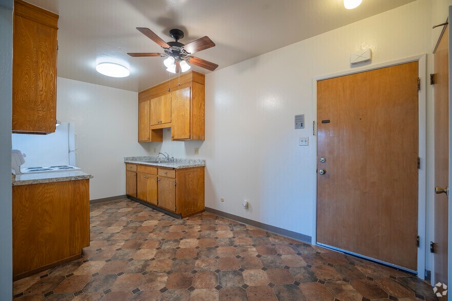More Photos Of 2615 Marina Blvd, San Leandro Apartments For Sale