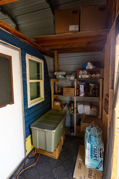 More Photos Of 331 OR-31, Paisley Restaurant For Sale