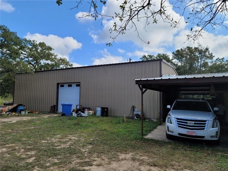 More Photos Of 19219 Hog Eye Rd, Manor Light Distribution For Sale