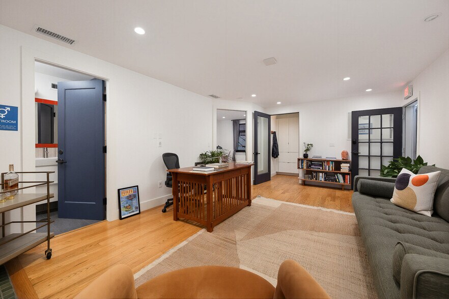 More Photos Of 1913-1915 Hyperion Ave, Los Angeles Loft Creative Space For Sale